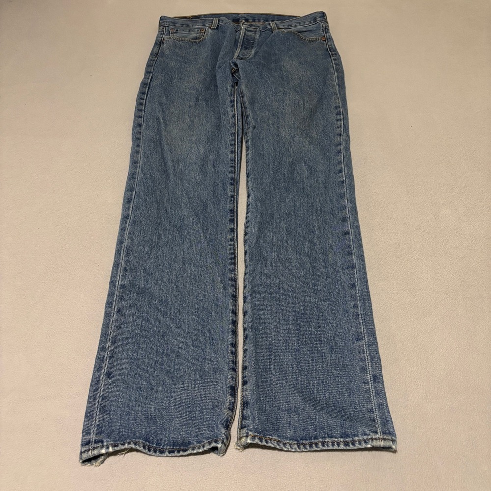 Levis 501 Mens Original Fit Jeans 34x34 Medium Wash Blue Distressed Button Fly